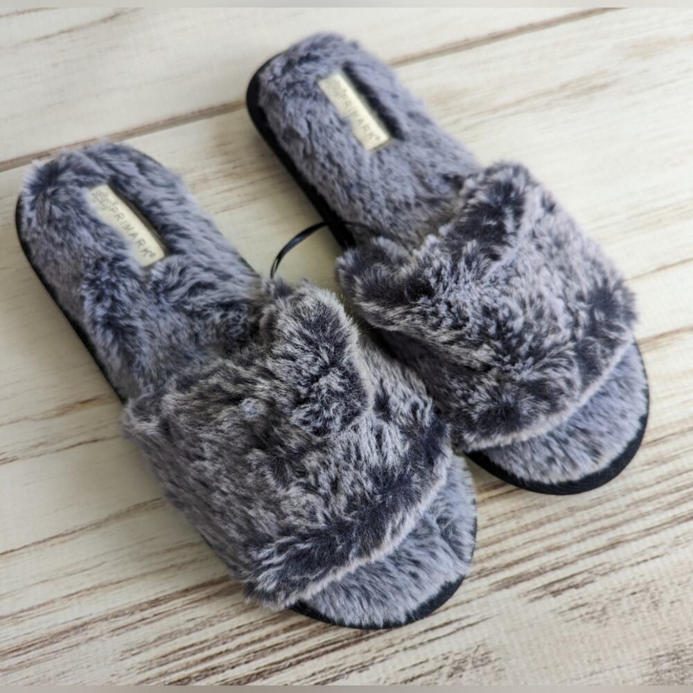 Primark Furry Slippers Gray sz 7/8 new without tags fluffy cozy
